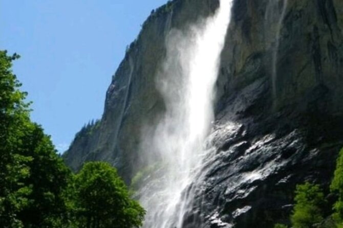 2 Waterfall in Lauterbrunnen from Interlaken Early Express Tour - How this early Lauterbrunnen run saves your morning time