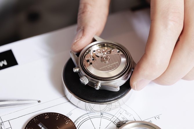 À Maurice Watch Workshop in Zurich - Dress up, take photos, and enjoy the atelier energy