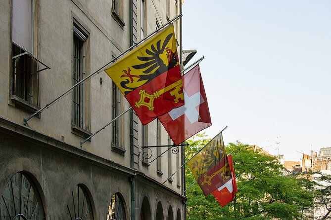 A Self-Guided Audio Tour of Geneva’s Old Town - End point: Parc La Treille and the Mur des Réformateurs finish line