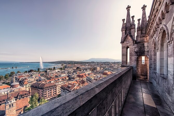 A Self-Guided Audio Tour of Geneva’s Old Town - Where to start: Pl. du Bourg-de-Four is a smart launchpad