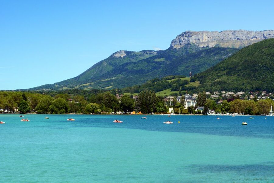 Annecy Private Guided Tour from Geneva - Hitting The Annecy Icons: Palais de l’Isle And The Castle Lookouts