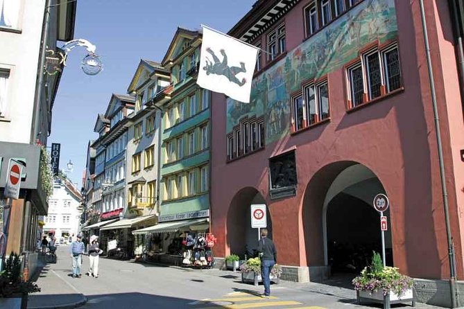 Appenzell Alps Day Trip from Zurich – Farm Life & Cheese Tasting - Appenzell Town Walk: Painted Facades, Specialty Shops, and Free Time