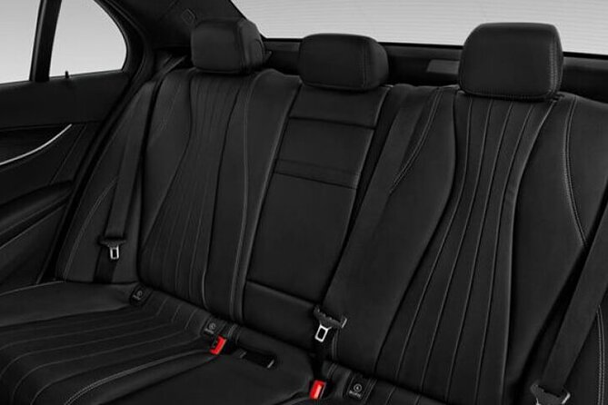Arrival from Basel Airport BSL to Basel City by Business Car - The car experience: business comfort without extra stops