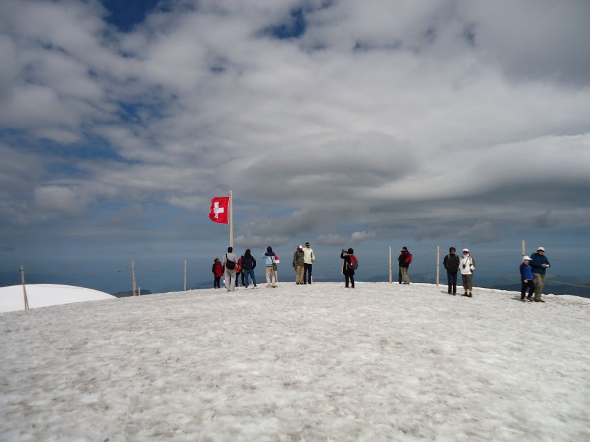 Attraction Ticket: Jungfraujoch self-guided day trip - Ice Palace tunnels and chambers: your walk-through highlight
