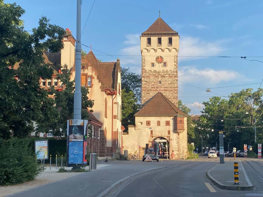 Basel: Fancy a bike tour through 3 countries in 60 minutes? - From St. Johann Park Down the Rhine Past Novartis and the Swiss Stretch