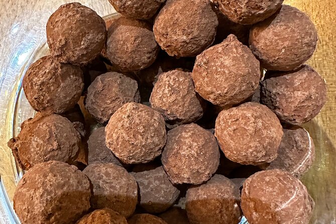 Basel Farmer's Market, Cheese, Chocolate & Pastry Tour - Who should book this Basel cheese-chocolate-pastry tour
