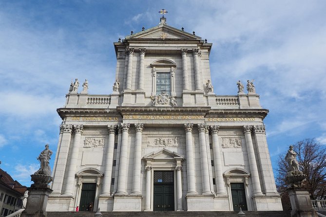 Basel Private Walking Tour with a Professional Guide - Starting at Tinguely-Brunnen, Fasnachtsbrunnen, Basel’s Local Anchor
