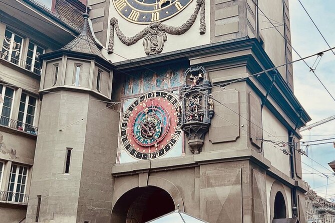 Beautiful Bern's Legends: A Self-Guided Audio Tour - Stop 4: Bundesplatz and Switzerland’s cantonal system