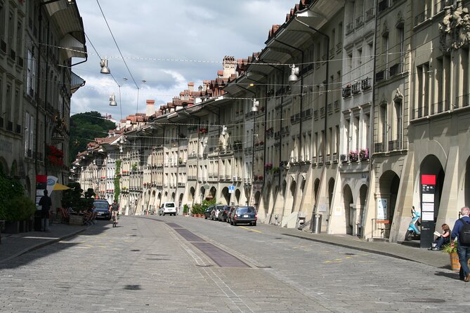 Bern: Private Walking Tour with a Local Guide - The Guide Choice That Changes the Whole Experience