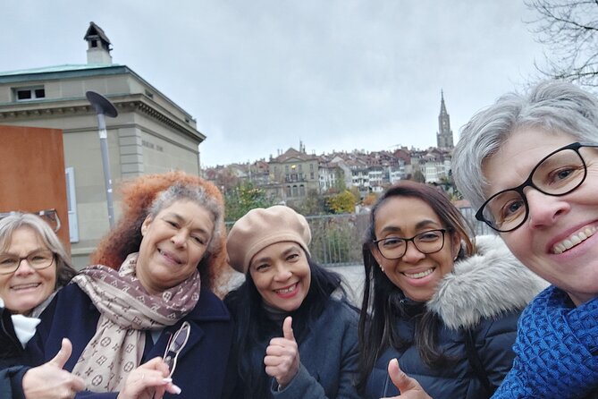 Bern Scavenger Hunt and Sights Self-Guided Tour - How the Bern scavenger hunt works on your phone