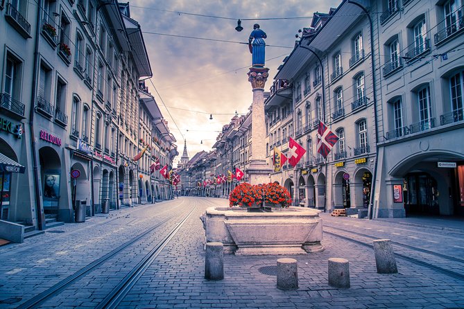 Berne the Capital and Cheese paradise Emmental (Private Tour) - Walking Bern’s UNESCO old town with time to get oriented