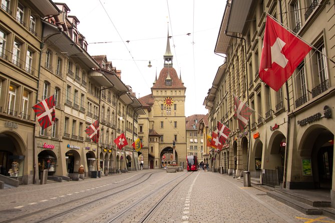 Best Intro to Bern in 2 hours with a Local - Why this 2-hour Bern walk works for first-timers