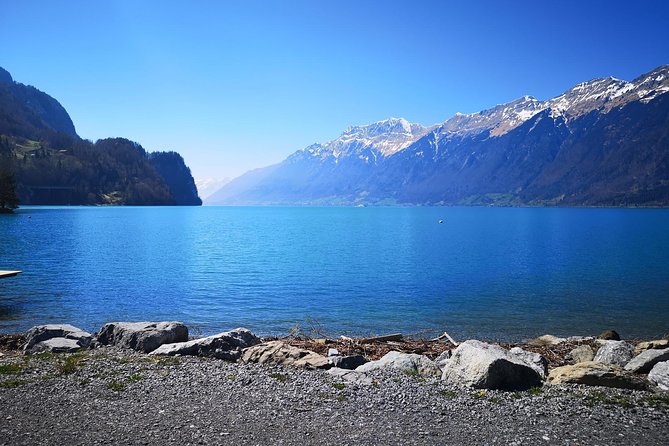 Best of Bernese Oberlands from Luzern - Lauterbrunnen and Staubbach Falls: the 300-meter curtain and cliff walk