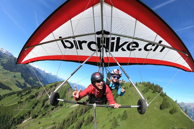 Birdlike Hang Gliding Lucerne - What to wear and bring, so you are comfortable in the wind