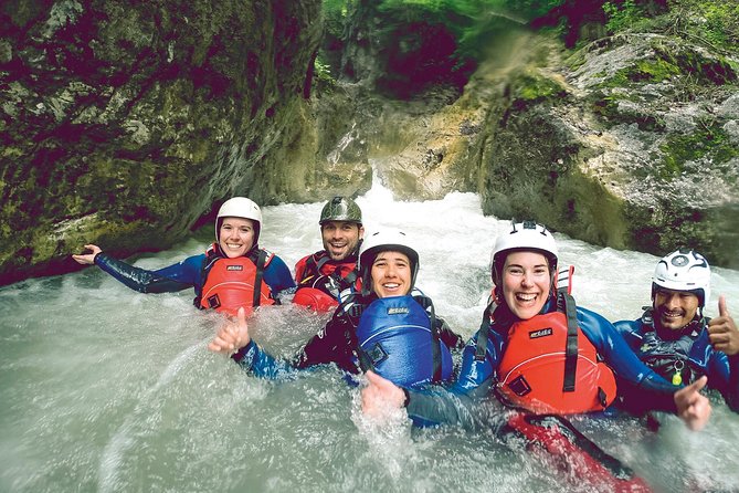 Canyoning Interlaken with OUTDOOR - Back at base: filmed moments, video options, and a hot drink to finish