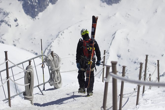 Chamonix Ski Day from Geneva with Optional Aiguille du Midi - Transport details: what to do when buses get confusing