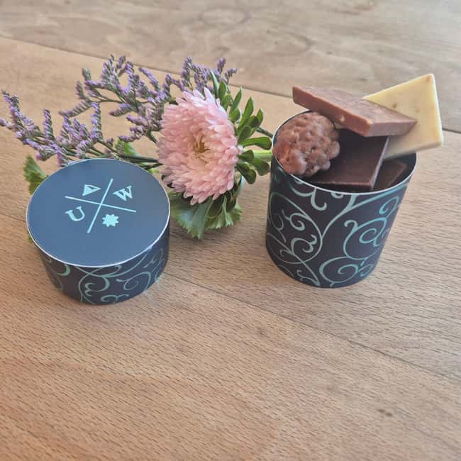 Chocolate, Art, and History walking tour of Zurich - Key highlights you will feel right away