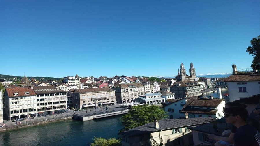 Chocolate, Art, and History walking tour of Zurich - Zurich chocolatiers in one route: why five names matter