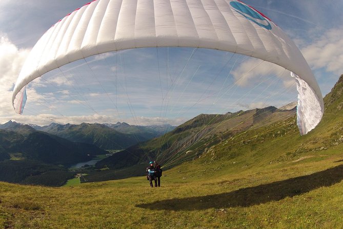 Davos Absolutely Free Flying Paragliding Tandem Flight 1'000 Meters High - What’s Included, What’s Extra, and What You Should Bring
