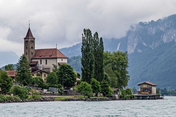 Day trip to Swiss Villages from Zurich - Small Group Tour by Car - Brienz: turquoise lake photos and a satisfying end on water