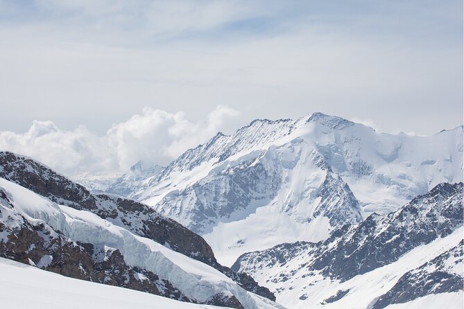 Daytrip to Jungfraujoch Top of Europe and Interlaken from Zurich - Zurich to Interlaken: the easy start that sets the tone