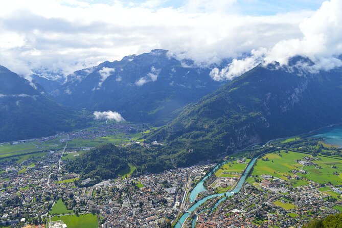 Daytrip to Swiss Villages: Interlaken Grindelwald & Lauterbrunnen - Guides, flow, and the little things that make or break the day