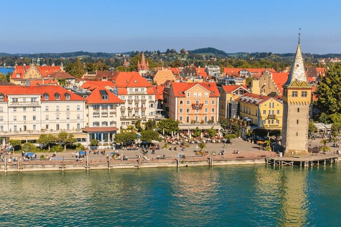 Discover 4 Countries in One Day from Zurich in Small Group - Vaduz, Liechtenstein: Small-Country Capital With Two Must-See Stops