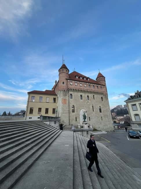 Discover Lausanne’s highlights with a local guide (EN) - Lausanne Cathedral: Gothic scale plus viewpoint payoff
