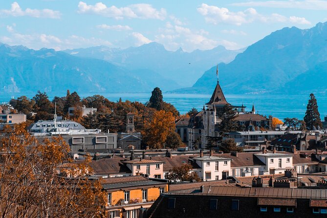 Discover Lausanne’s most Photogenic Spots with a Local - Quick photo stops to expect