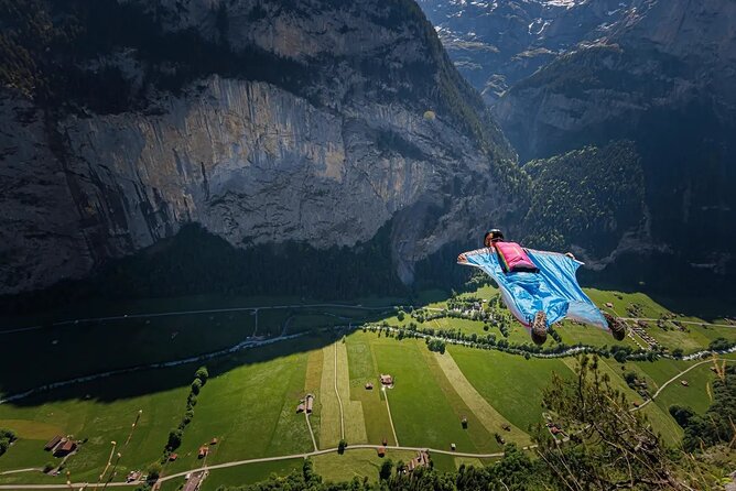 Discover Lauterbrunnen with CHEESE & CHOCOLATE - Lauterbrunnen Valley: why the cliffs and waterfalls grab you fast
