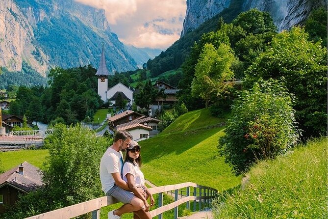 Discover Lauterbrunnen with CHEESE & CHOCOLATE - Weather-smart planning: what to wear for cold, wet, and changing conditions