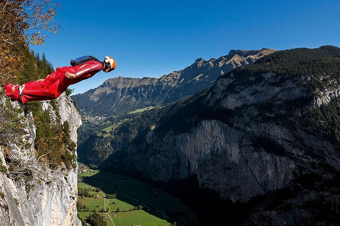Discover Lauterbrunnen with CHEESE & CHOCOLATE - The cheese and chocolate stop: a short break that feels very Swiss
