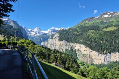 Easy countryside tour in Swiss Alps – kids friendly