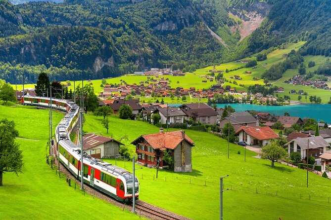 Exclusive Panoramic Train Journey though the Heart of Swiss - The guide-to-platform handoff that prevents rail-day stress