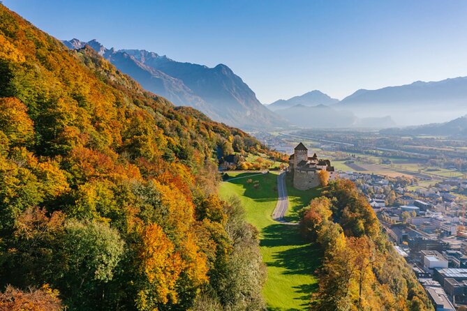 Explore 4 Countries in a Day: Liechtenstein,Austria,Swiss&Germany - Walensee viewpoint: the short 20-minute reset to take it all in