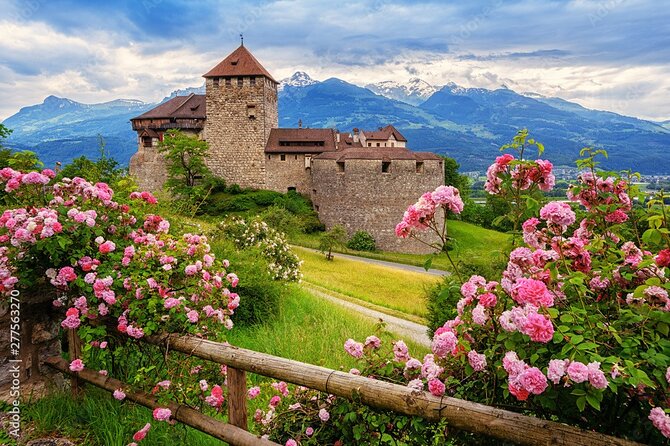 Explore 4 Countries in a Day: Liechtenstein,Austria,Swiss&Germany - Private van day, pickup flexibility, and your time budget