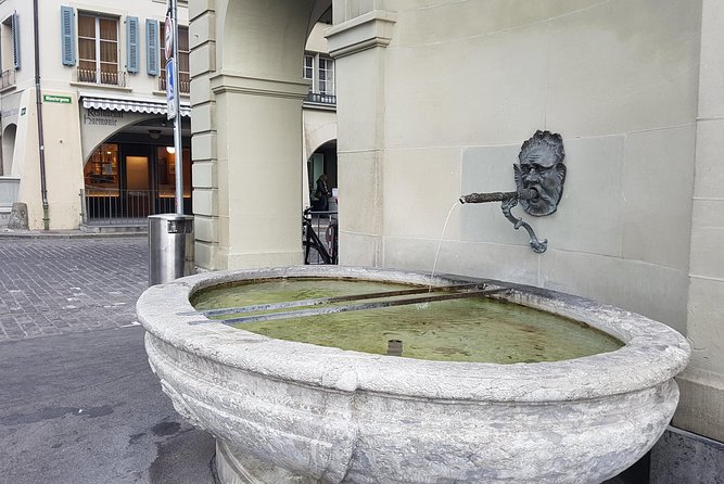 Exploring Bern City: Swiss Capital Private Walking Half-Day Tour - What to bring and how to pace yourself for a smooth 3 to 4 hours