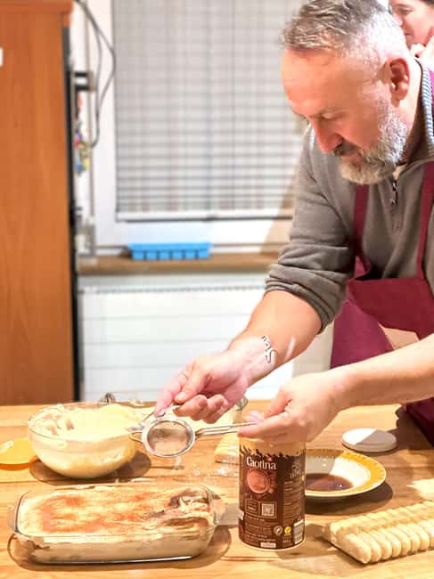 Family-Style Italian Pizza Cooking Class & Dining Experience - Getting There Easily: Tram 11 and a Quick Walk