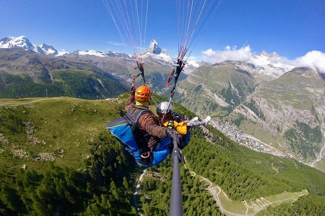 FLYMATTERHORN VIP Paragliding from Zermatt, With Matterhorn View - Who you fly with matters, and you will remember their style