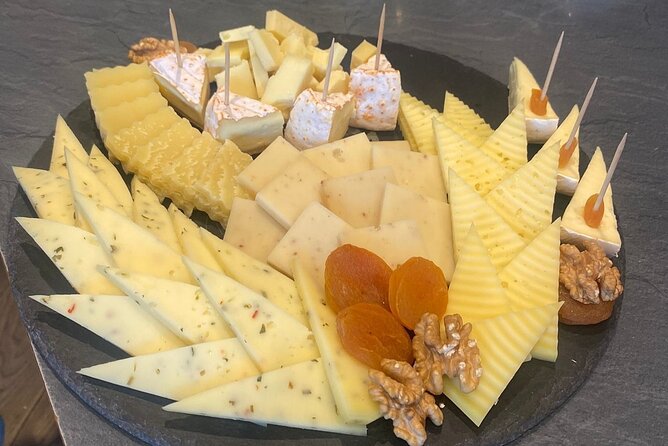 From Basel: Thun Tour, Beatus Caves, Lake Cruise & Cheese - How long it really runs, and what to pack for this route