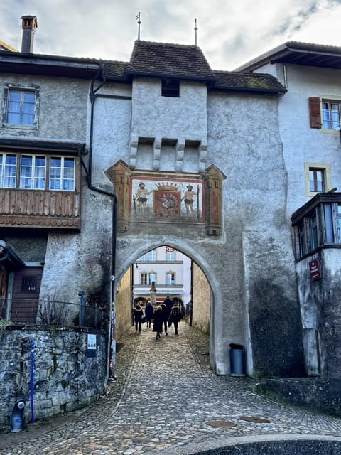 From Geneva: Gruyeres Castle, Cheese, Chocolate & Montreux - Key moments that make this trip worth your day