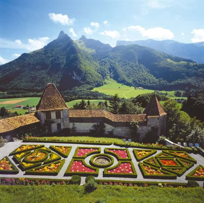 From Geneva: Gruyères Tour with Cheese & Chocolate Factories - Lunch in Gruyères, then free time to slow down and explore