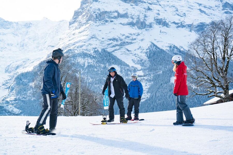 From Interlaken: Afternoon Beginners Snowboarding Lesson - Lifts that save your legs: drag lifts and magic carpets