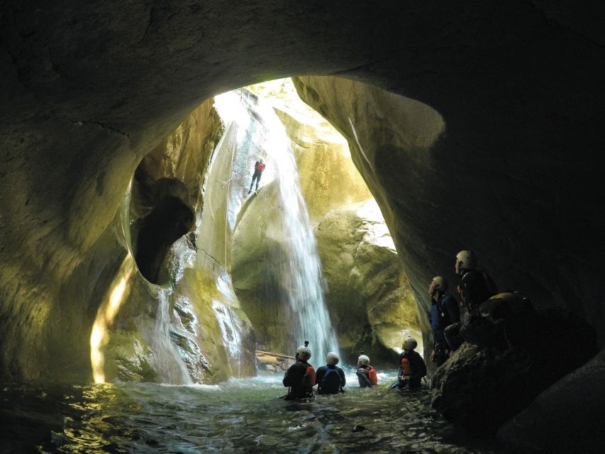 From Interlaken: Canyoning Chli Schliere - Inside the Chli Schliere canyon: jumps up to 10 m and slides up to 15 m