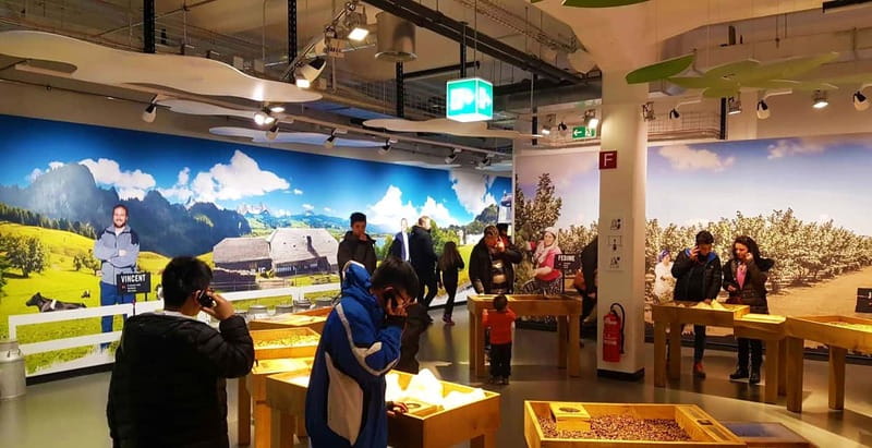 From Lausanne: Gruyères Tour with Train, Chocolate & Cheese - GoldenPass panoramic train from Montbovon back toward Lausanne