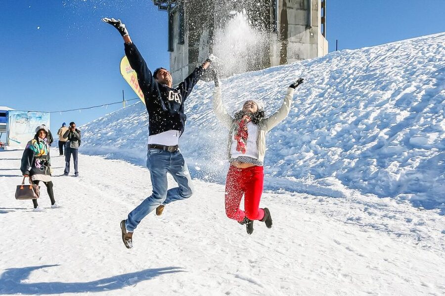 From Lucerne: Mount Titlis Half-Day Tour with Ice Flyer - Glacier Cave and Cliff Walk: turning ice into a guided walk