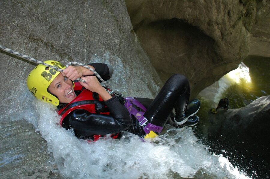From Zurich: Canyoning in Interlaken - Interlaken break, how to use your free time well