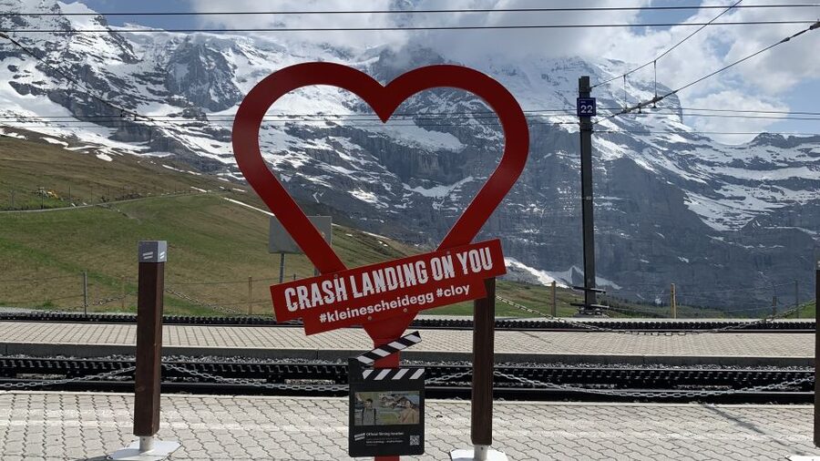 From Zurich: Crash Landing On You Locations in Interlaken - Iseltwald on Lake Brienz, Landing Stage and Quiet Pier Time