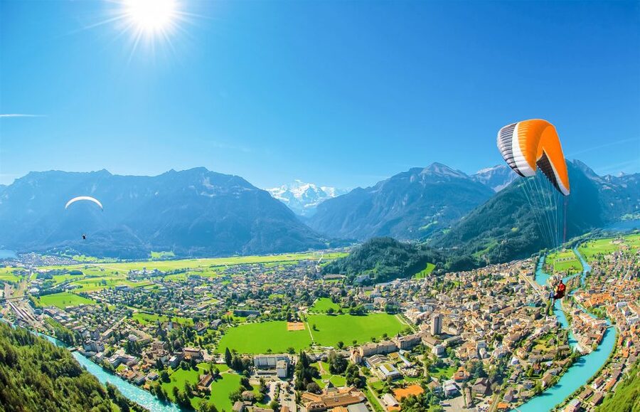 From Zurich: Day Trip to Jungfrau and Interlaken - Sphinx Observatory: the Eiger and Mönch viewpoint you actually remember