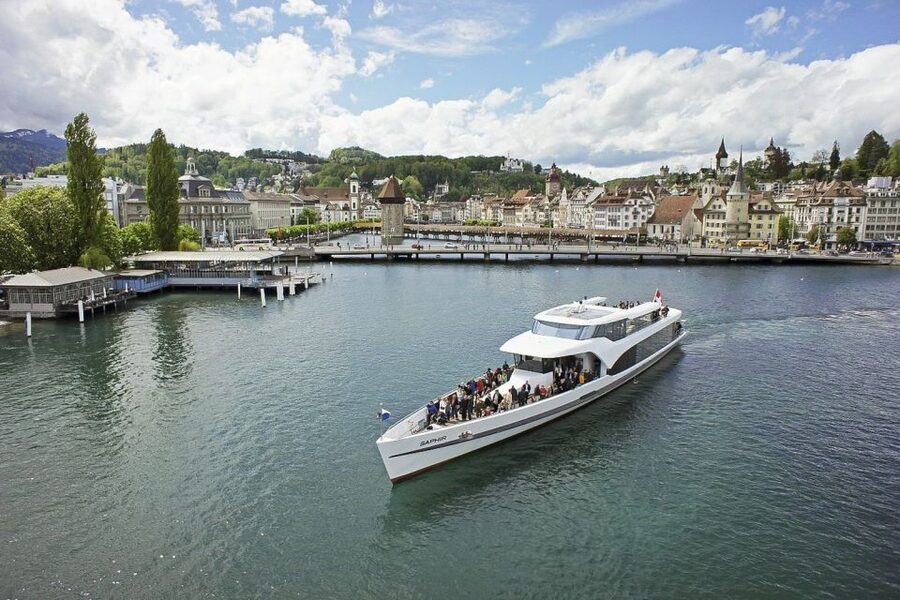 From Zurich: Day Trip to Lucerne with Optional Yacht Cruise - From Zurich Sihlquai to Lucerne: The Coach Ride That Sets the Tone